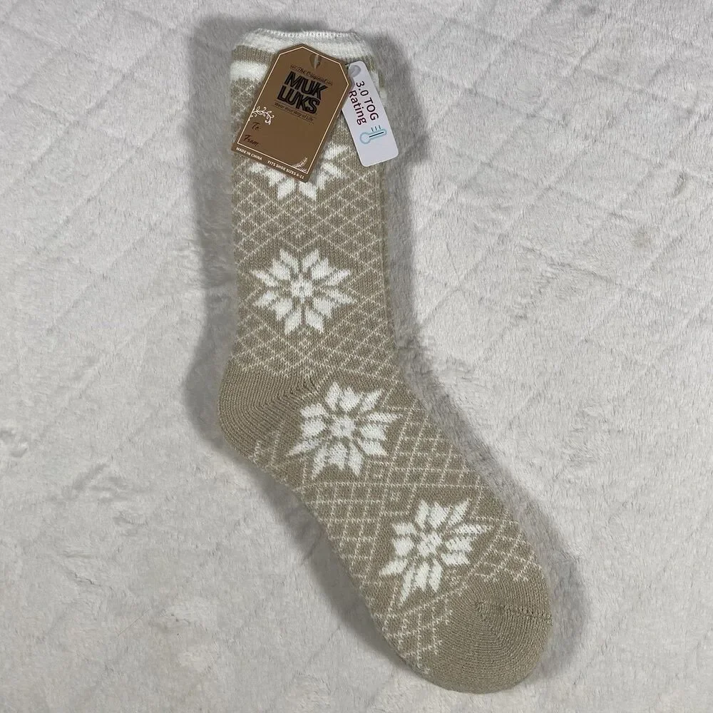Muk Luks Women’s Snowflake Socks CabinCore Holiday Gift Tan White Cozy Soft NWT
